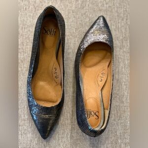 Söfft Black Metallic Textured Pointed Toe Kitten Heel Pumps Sz 9M